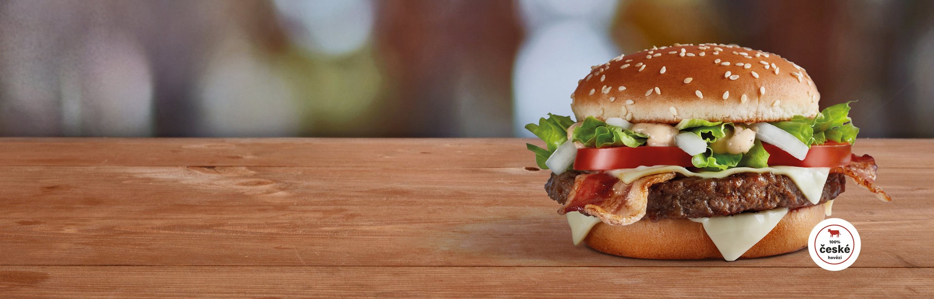 Lahodní krasavci se slaninou stále u McDonald’s!