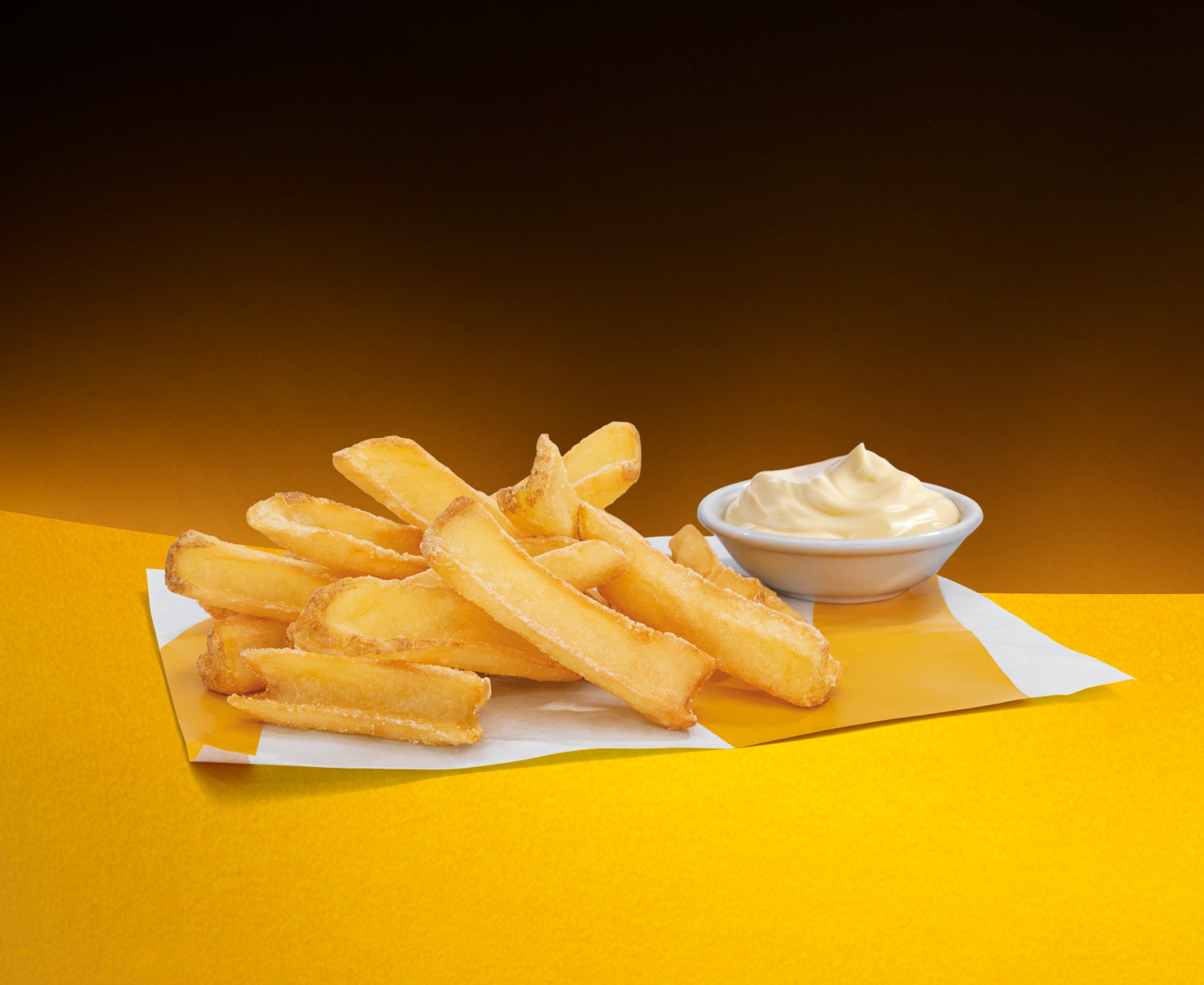 Rustic Fries a Sour Cream Dip